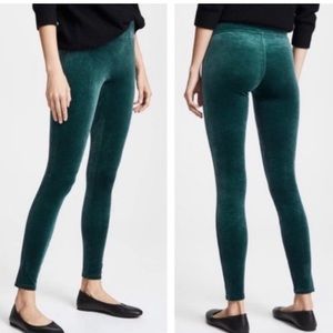 SPANX Velvet Leggings in Malachite (Dark Green)